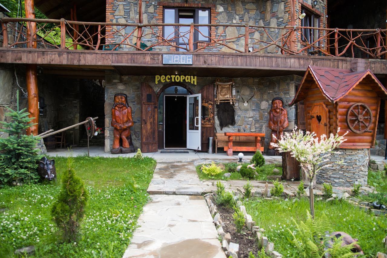 Maison d'hôtes Kabanova Gora à Bukovel Extérieur photo