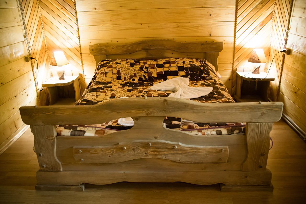 Maison d'hôtes Kabanova Gora à Bukovel Extérieur photo